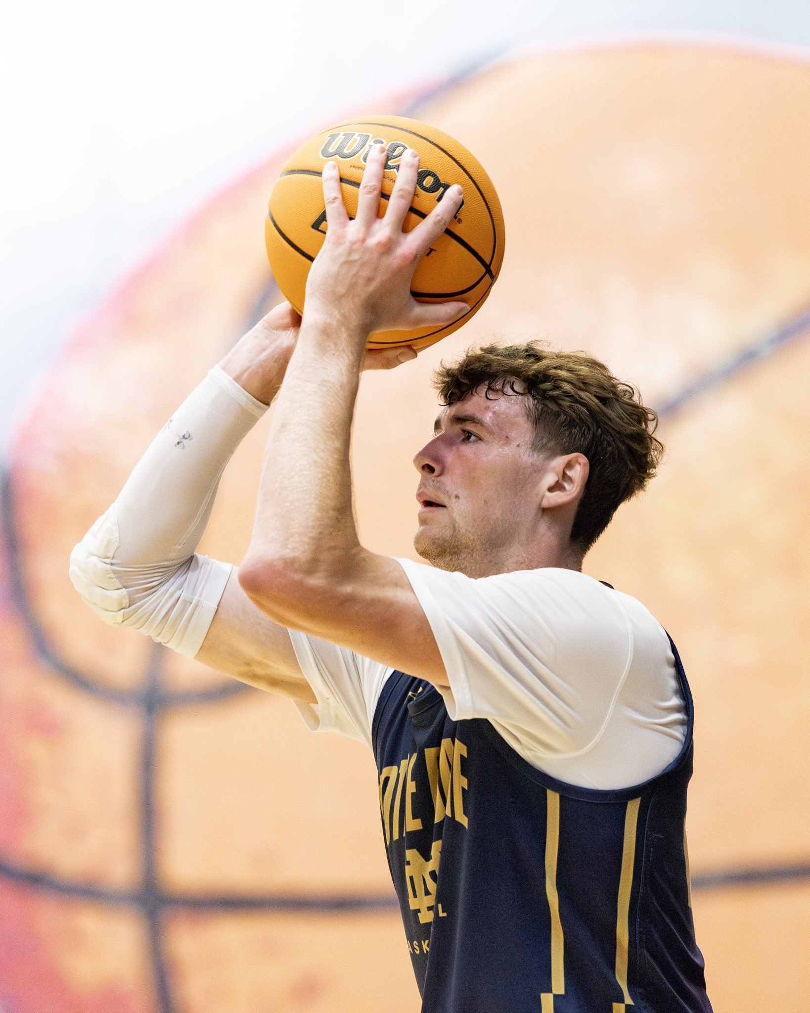 JR Konieczny shooting in Notre Dame practice
